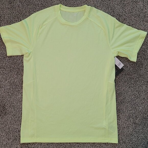 Gap Fit Alluring Yello Train Tee Shirt New with TAG! - Picture 5 of 12